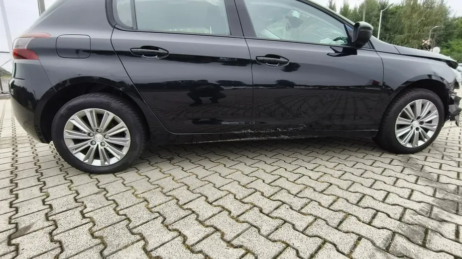 PEUGEOT 308 -
