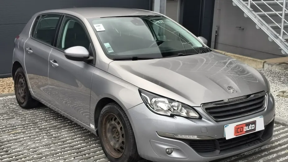 PEUGEOT 308 -