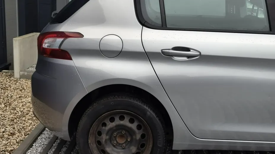 PEUGEOT 308 -