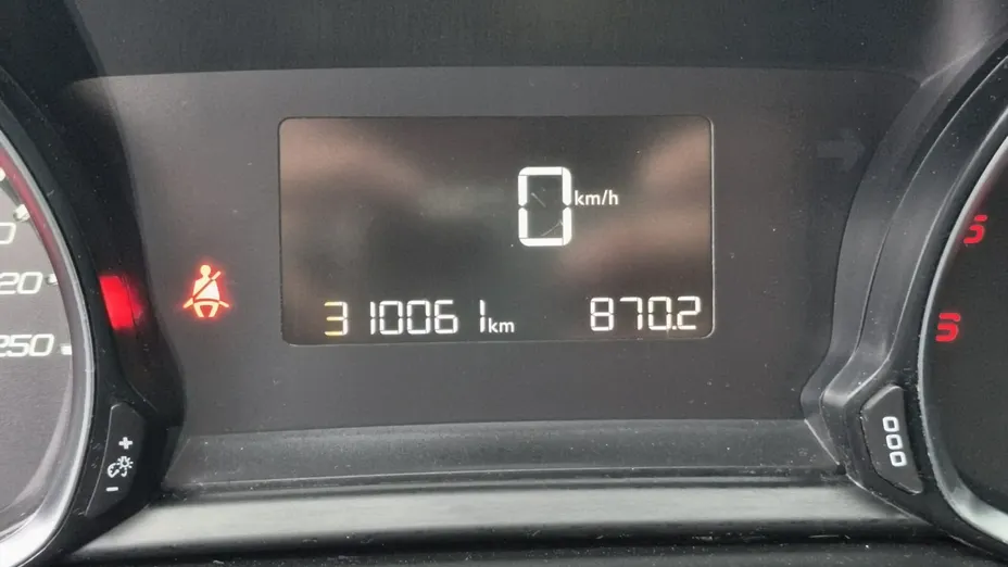 PEUGEOT 308 -