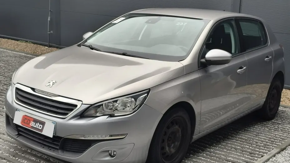 PEUGEOT 308 -