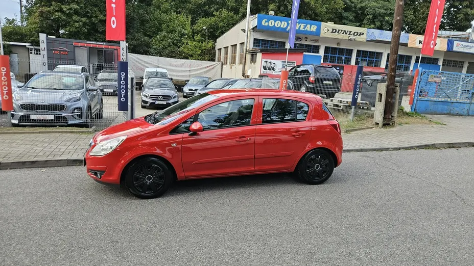 OPEL Corsa -