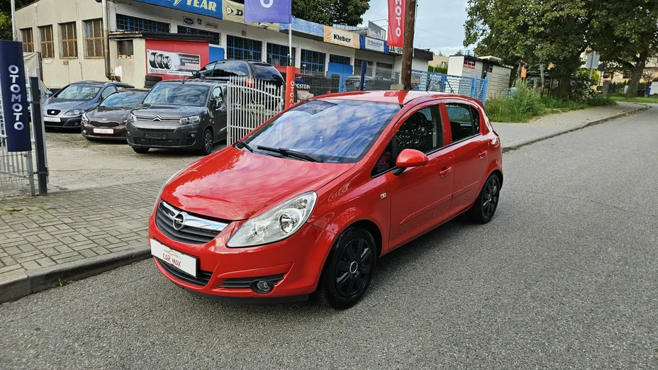 OPEL Corsa -