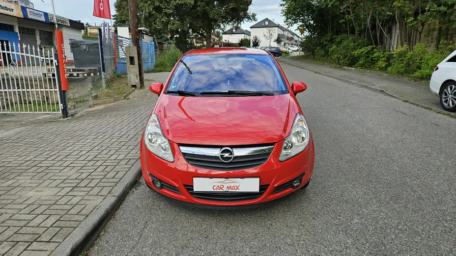OPEL Corsa -