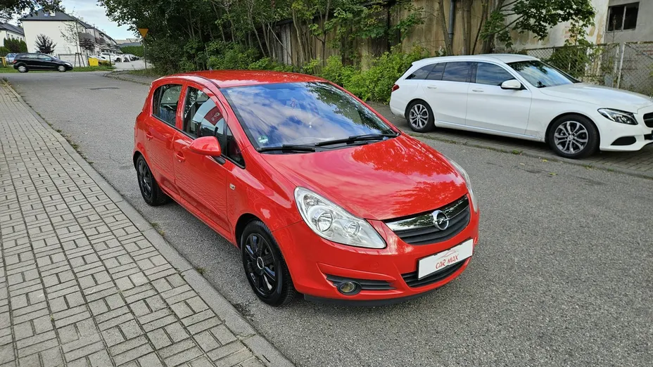 OPEL Corsa -