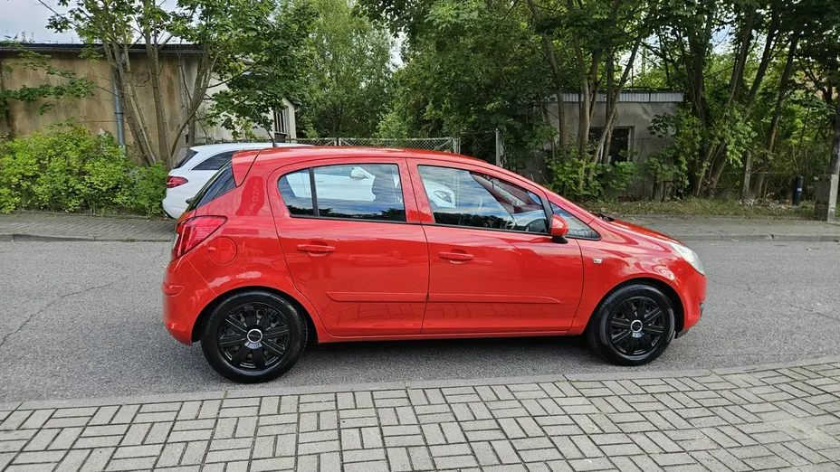 OPEL Corsa -