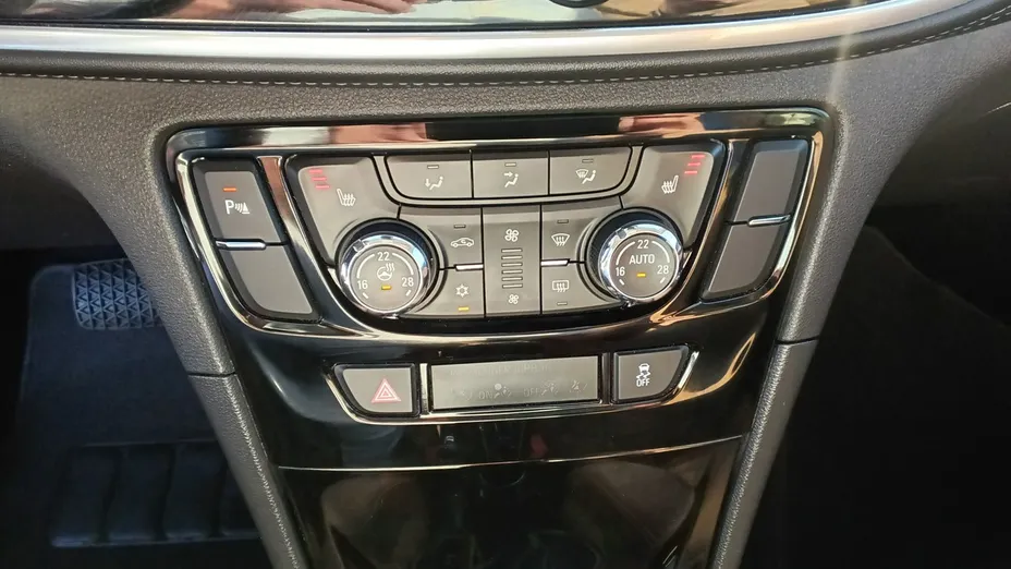 OPEL Mokka -