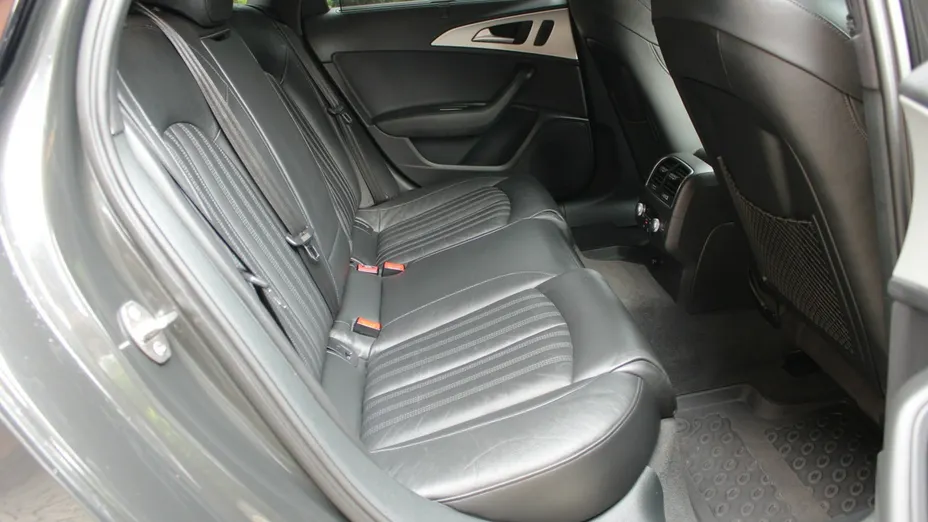AUDI A6 Avant -