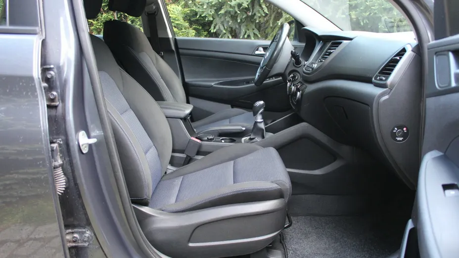 HYUNDAI Tucson -