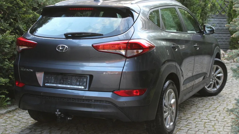HYUNDAI Tucson -