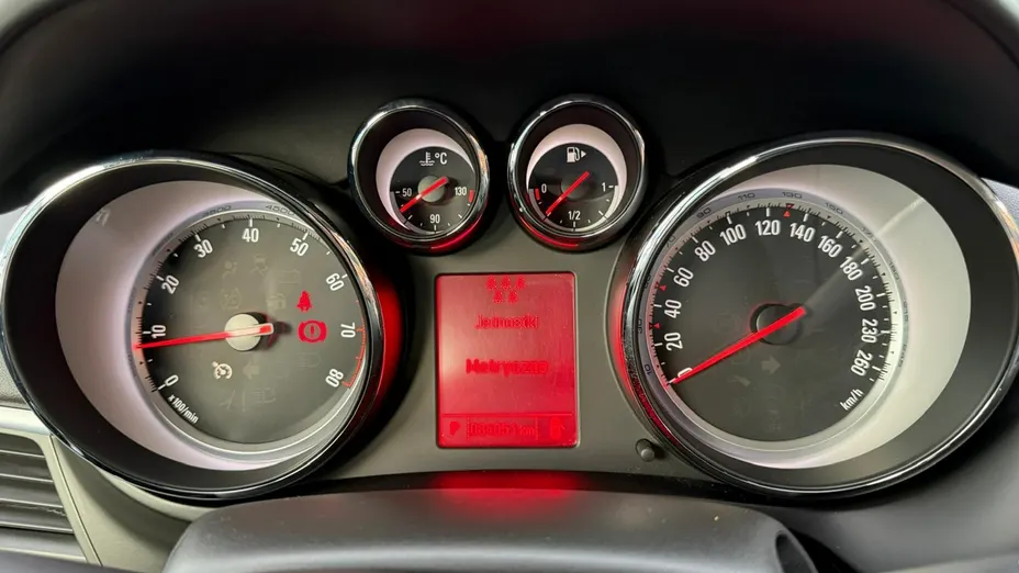 OPEL Zafira -