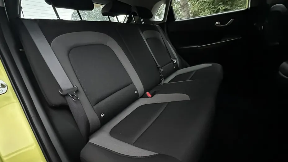 HYUNDAI Kona -