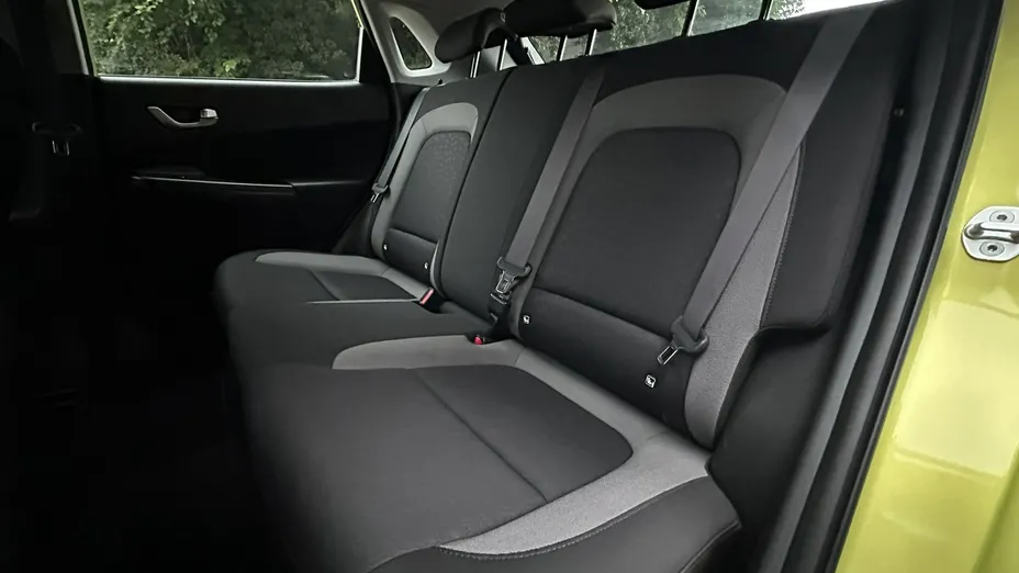 HYUNDAI Kona -