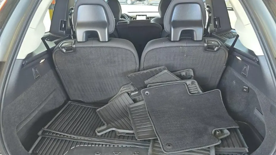 VOLVO XC90 -
