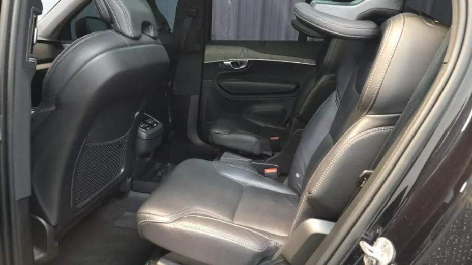 VOLVO XC90 -