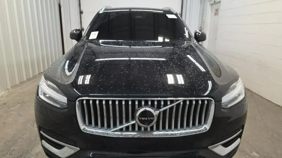 VOLVO XC90 -