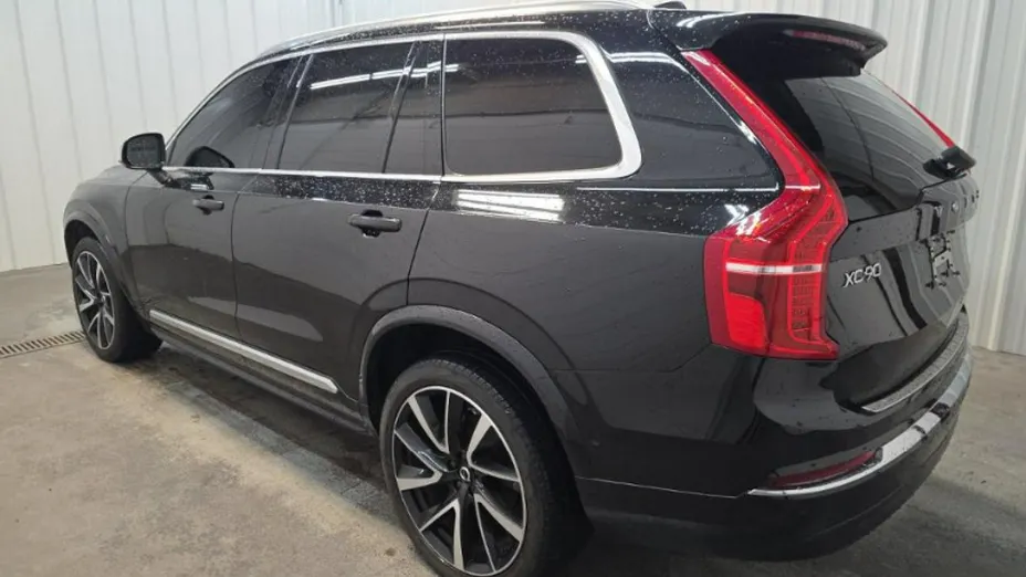 VOLVO XC90 -