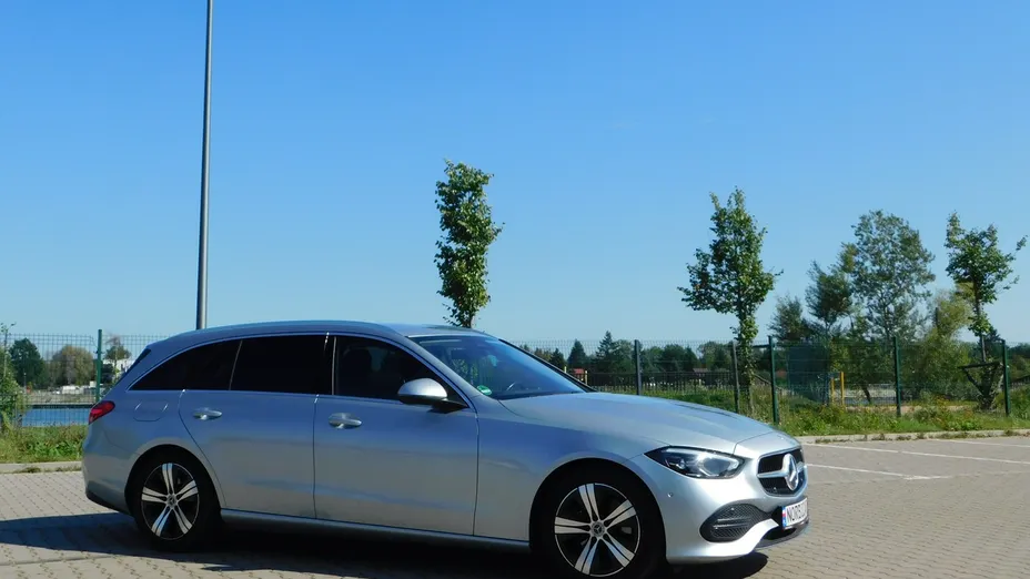 MERCEDES-BENZ C Klasa -
