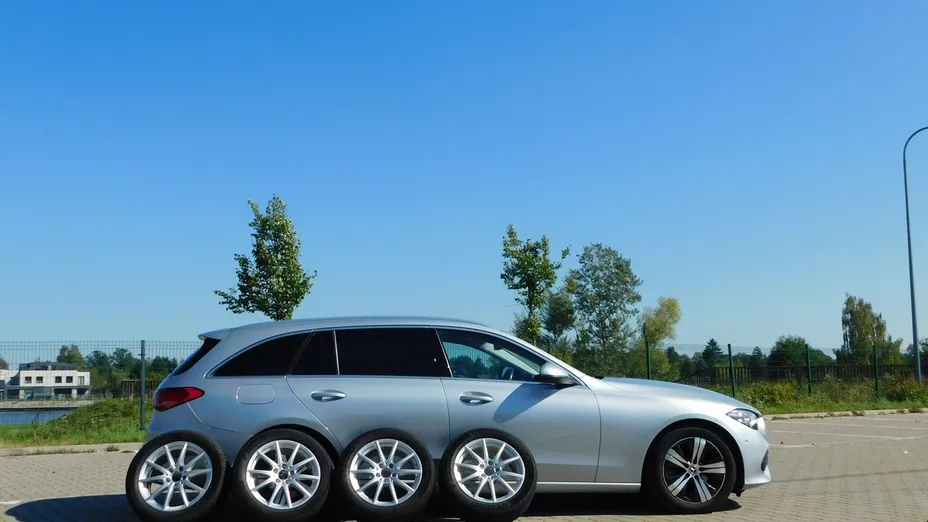 MERCEDES-BENZ C Klasa -
