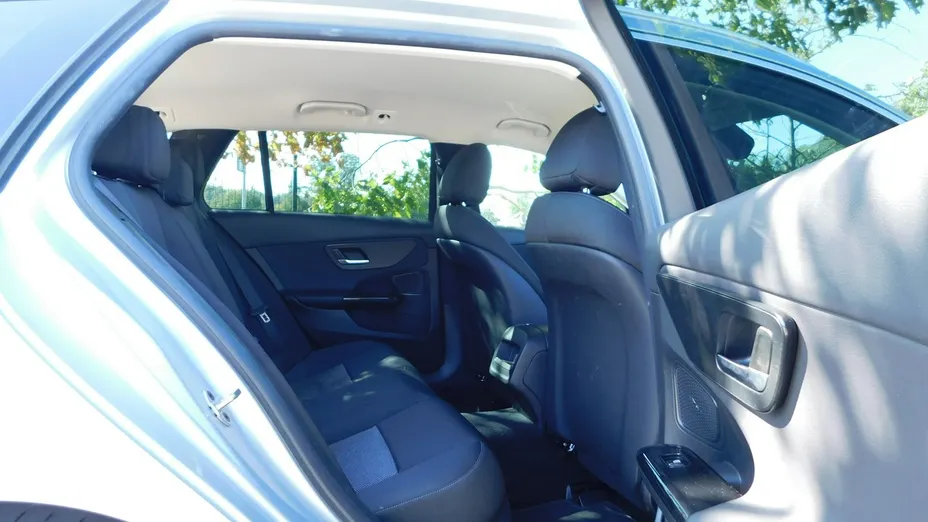 MERCEDES-BENZ C Klasa -