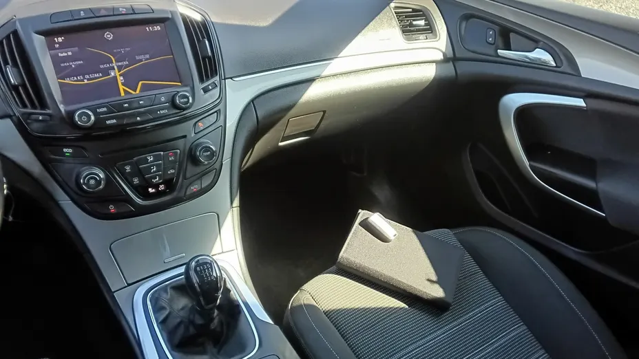 OPEL Insignia -