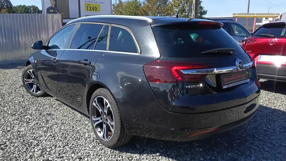 OPEL Insignia -