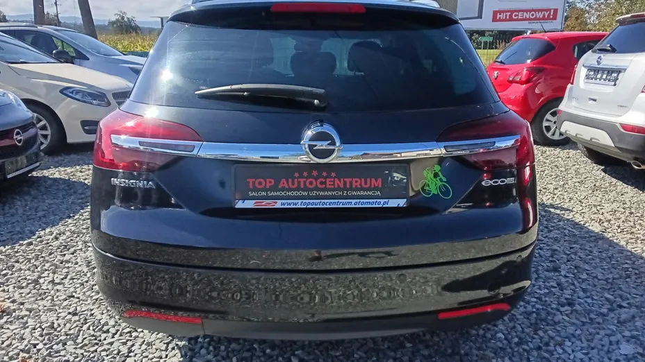 OPEL Insignia -