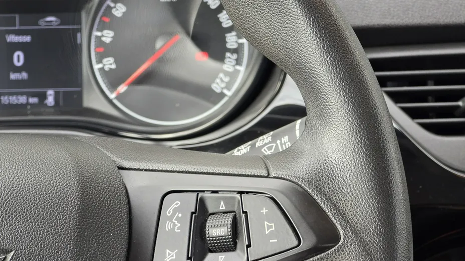 OPEL Corsa -