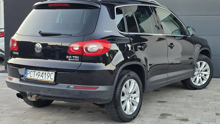 VOLKSWAGEN Tiguan -