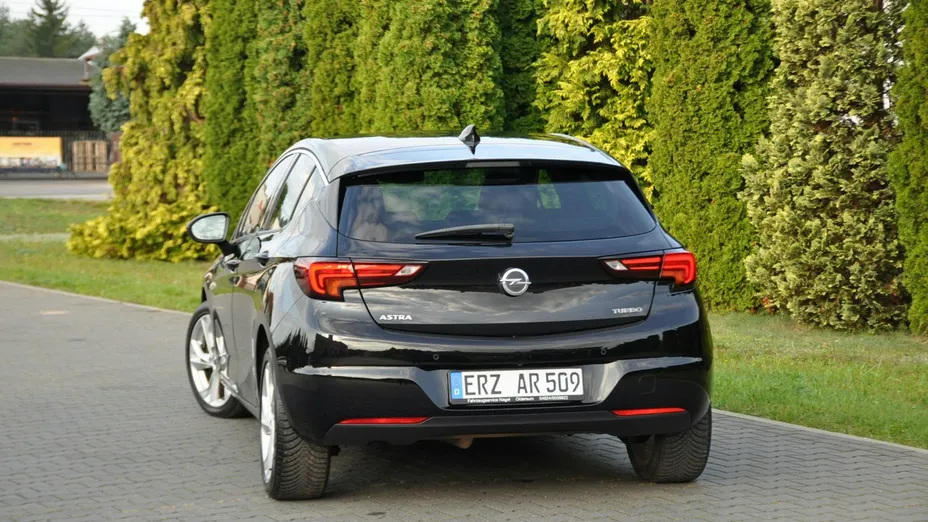 OPEL Astra -