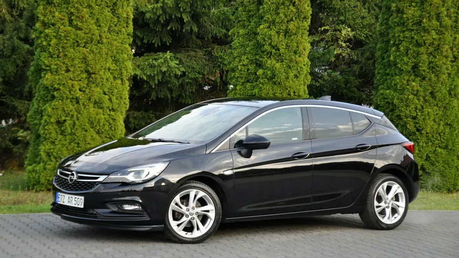 OPEL Astra -