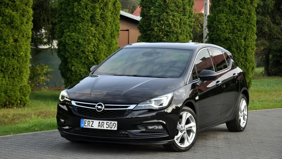 OPEL Astra -