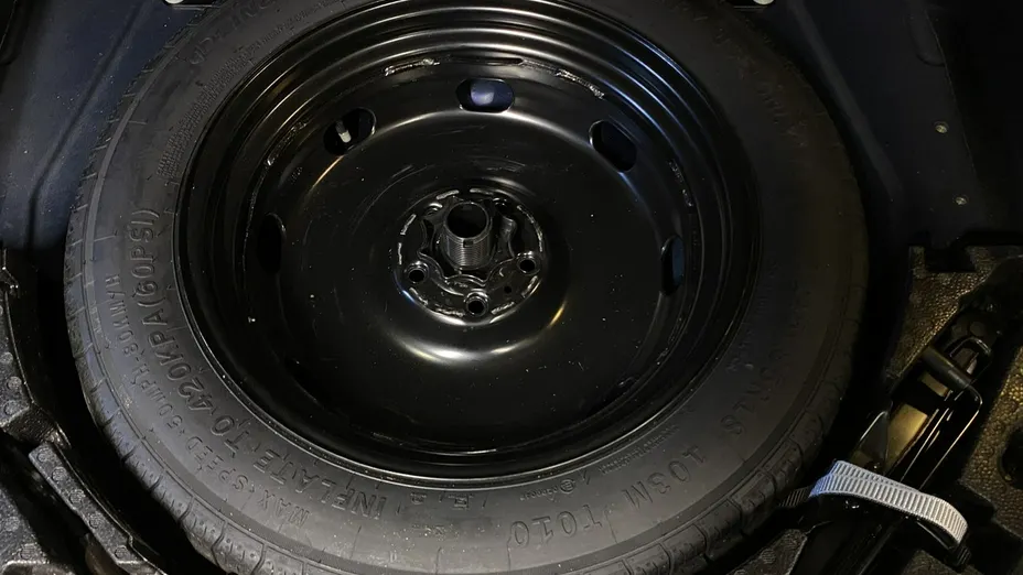 VOLKSWAGEN Tiguan -