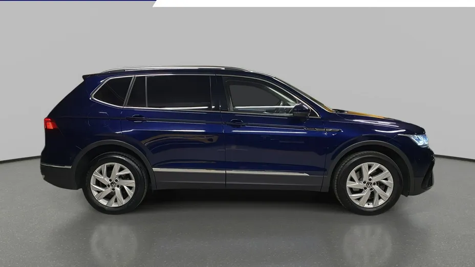 VOLKSWAGEN Tiguan -