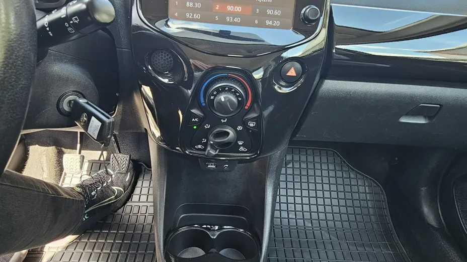 TOYOTA Aygo -
