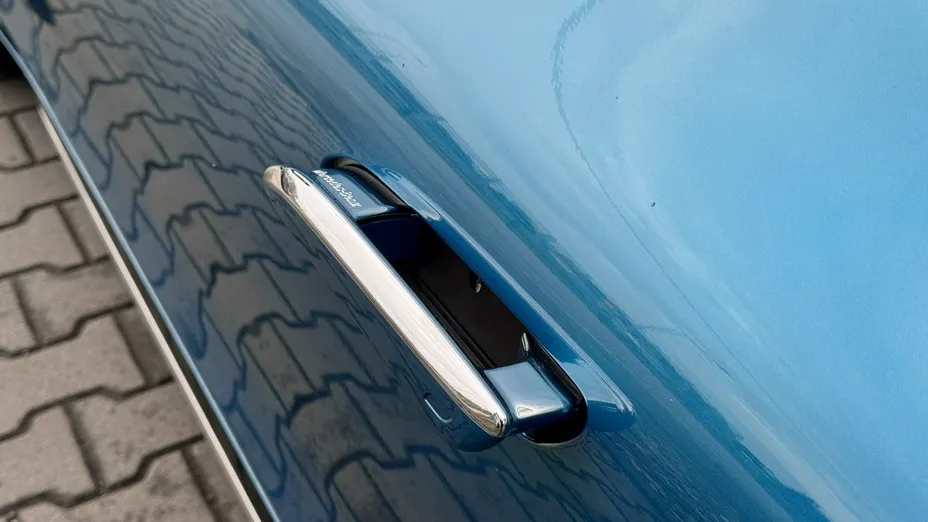 MERCEDES-BENZ SL -