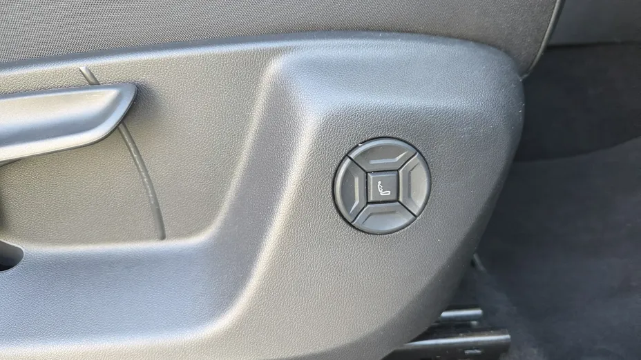VOLKSWAGEN Tiguan -