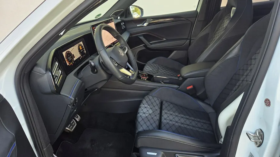 VOLKSWAGEN Tiguan -