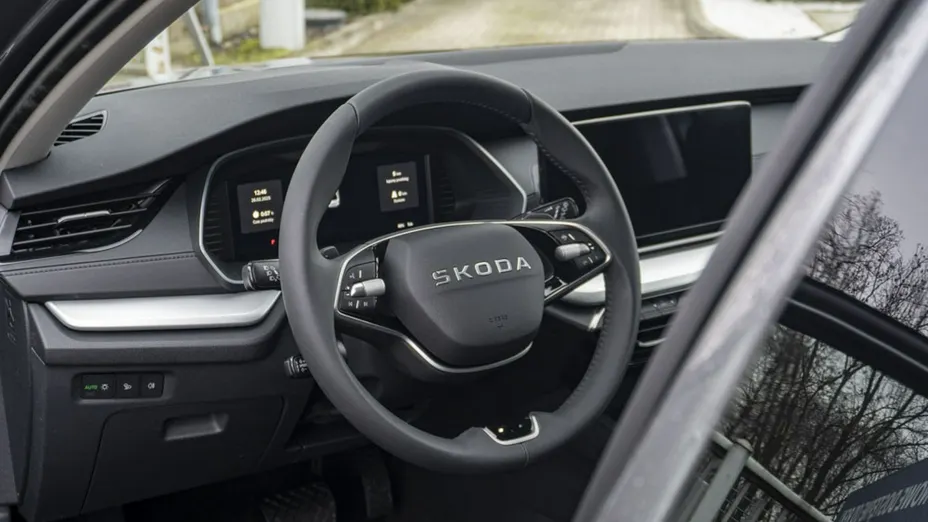 SKODA Octavia -