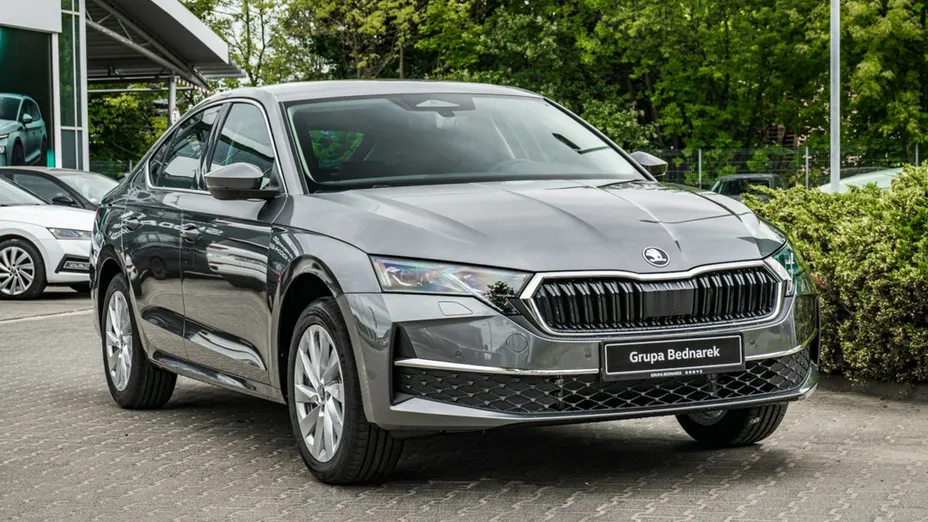 SKODA Octavia -