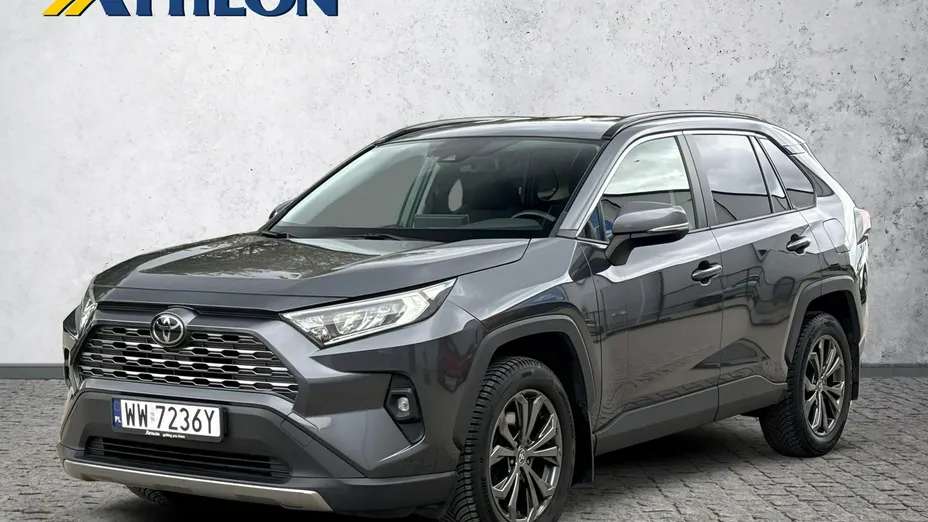 TOYOTA RAV4 -