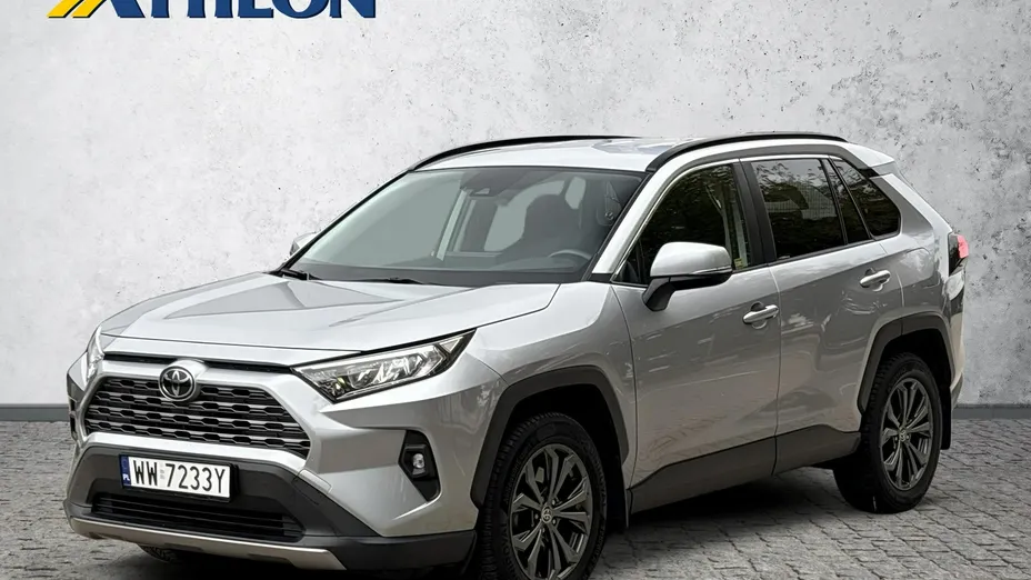 TOYOTA RAV4 -