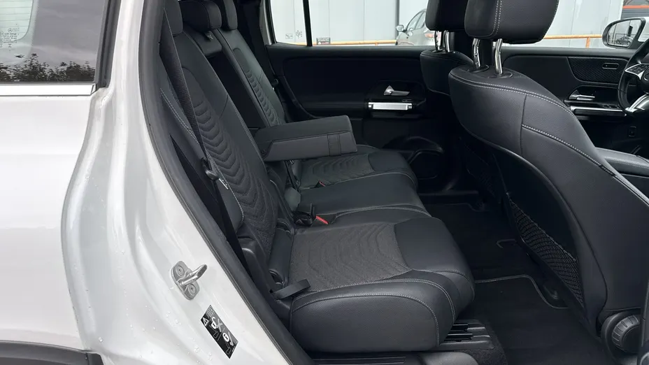 MERCEDES-BENZ EQB -