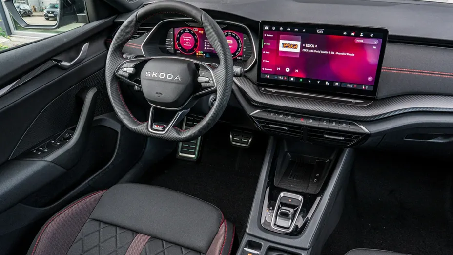 SKODA Octavia -