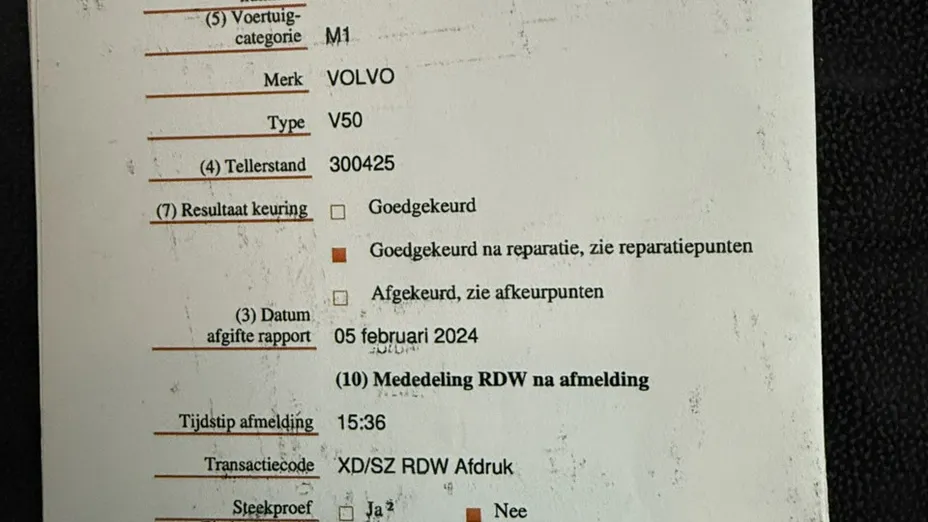 VOLVO V50 -