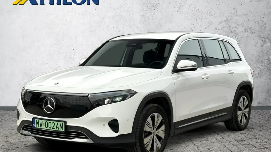 MERCEDES-BENZ EQB -