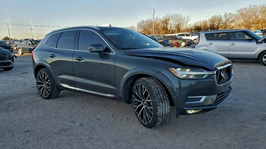 VOLVO XC60 -