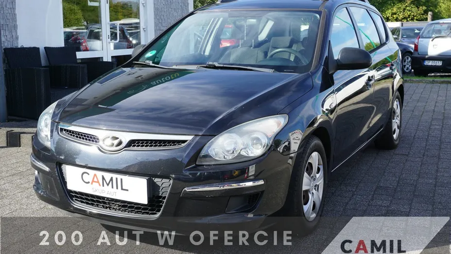 HYUNDAI i30 -