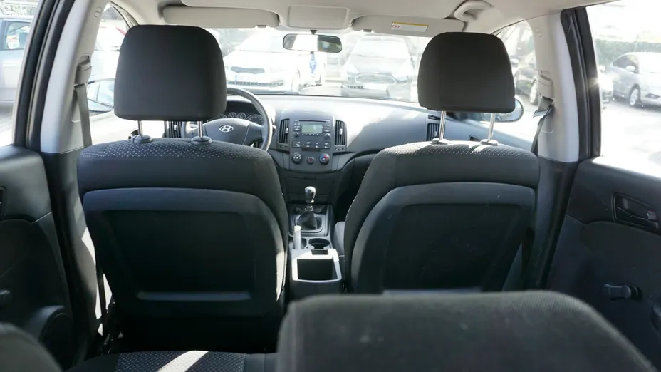 HYUNDAI i30 -
