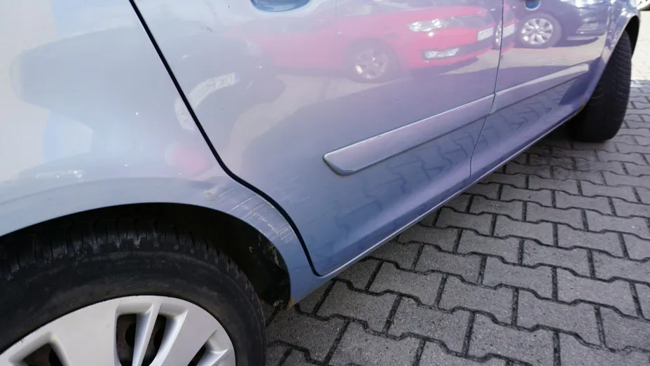 OPEL Corsa -